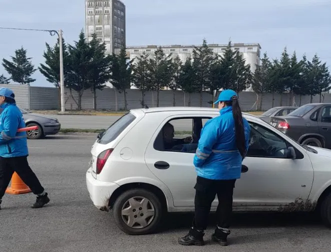 Taxistas de Mar del Plata empujan regulación y ejecutan operativo contra Uber: entre la disputa judicial y las multas en el puerto