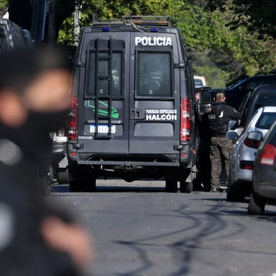 Recordando : Casi cien policías y un negociador intervinieron en un falso caso de toma de rehenes.